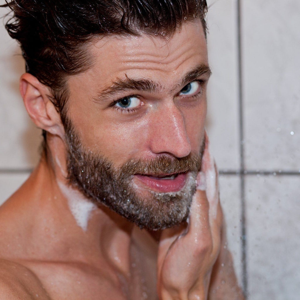 De homem para homem: Lavando o rosto corretamente